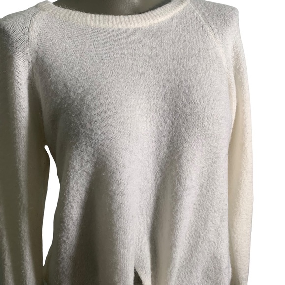 Olivaceous white women’s soft sweater L long sleeve tie front scoop neck fitted - Picture 2 of 13